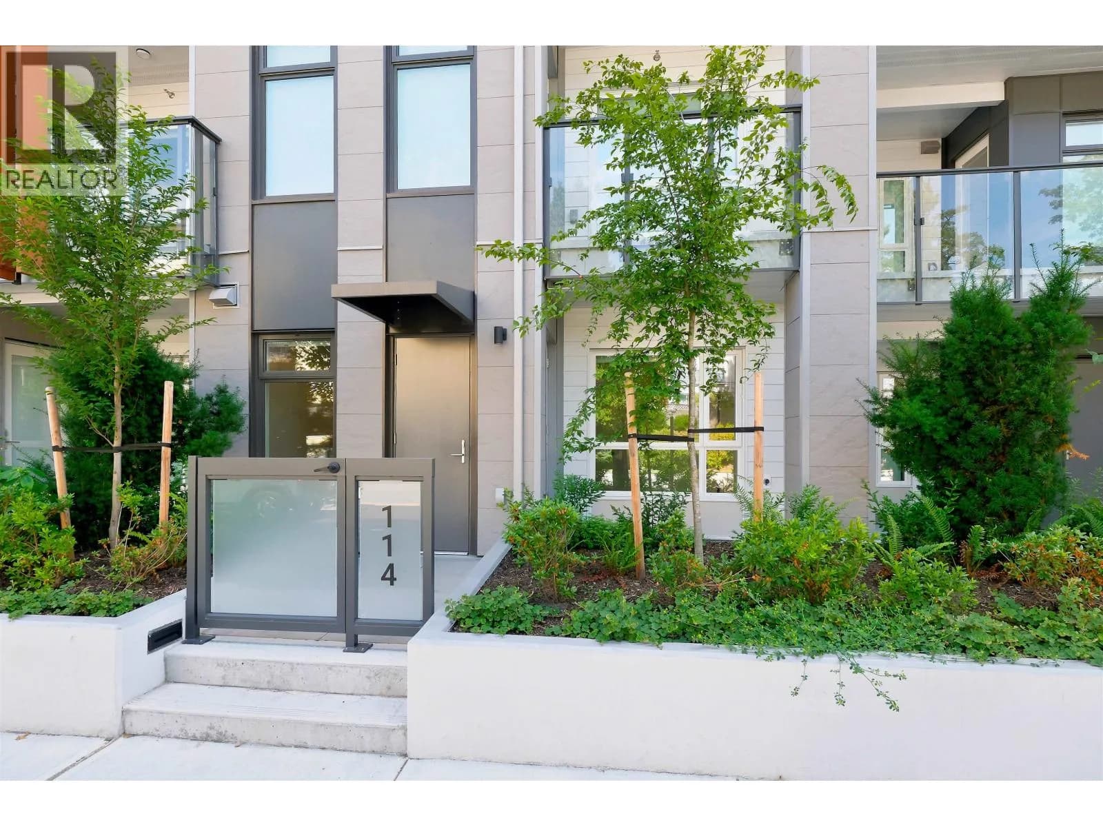 82 FIRST STREET, New Westminster