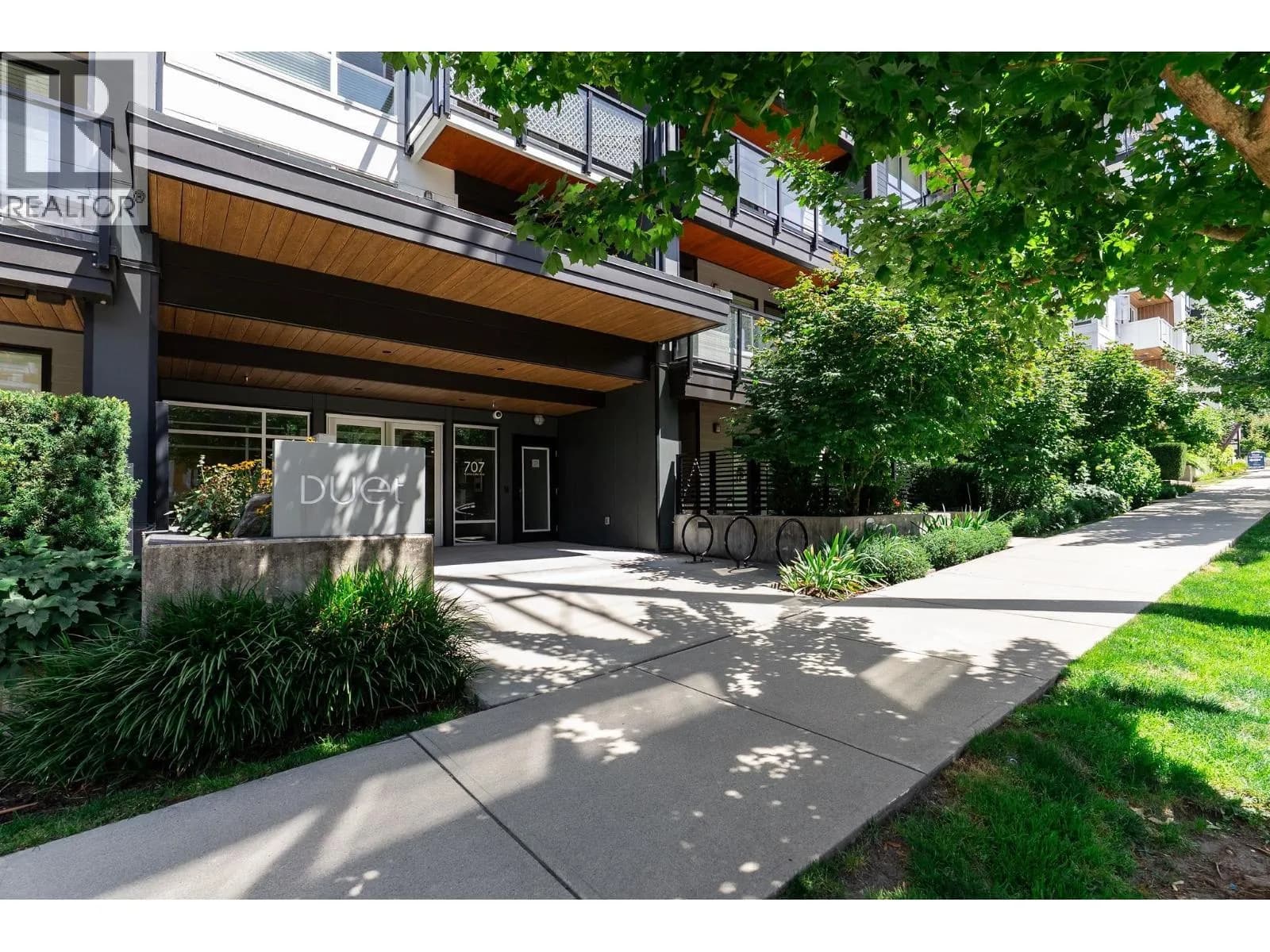 #206 707 COMO LAKE AVENUE, Coquitlam, BC photo 2