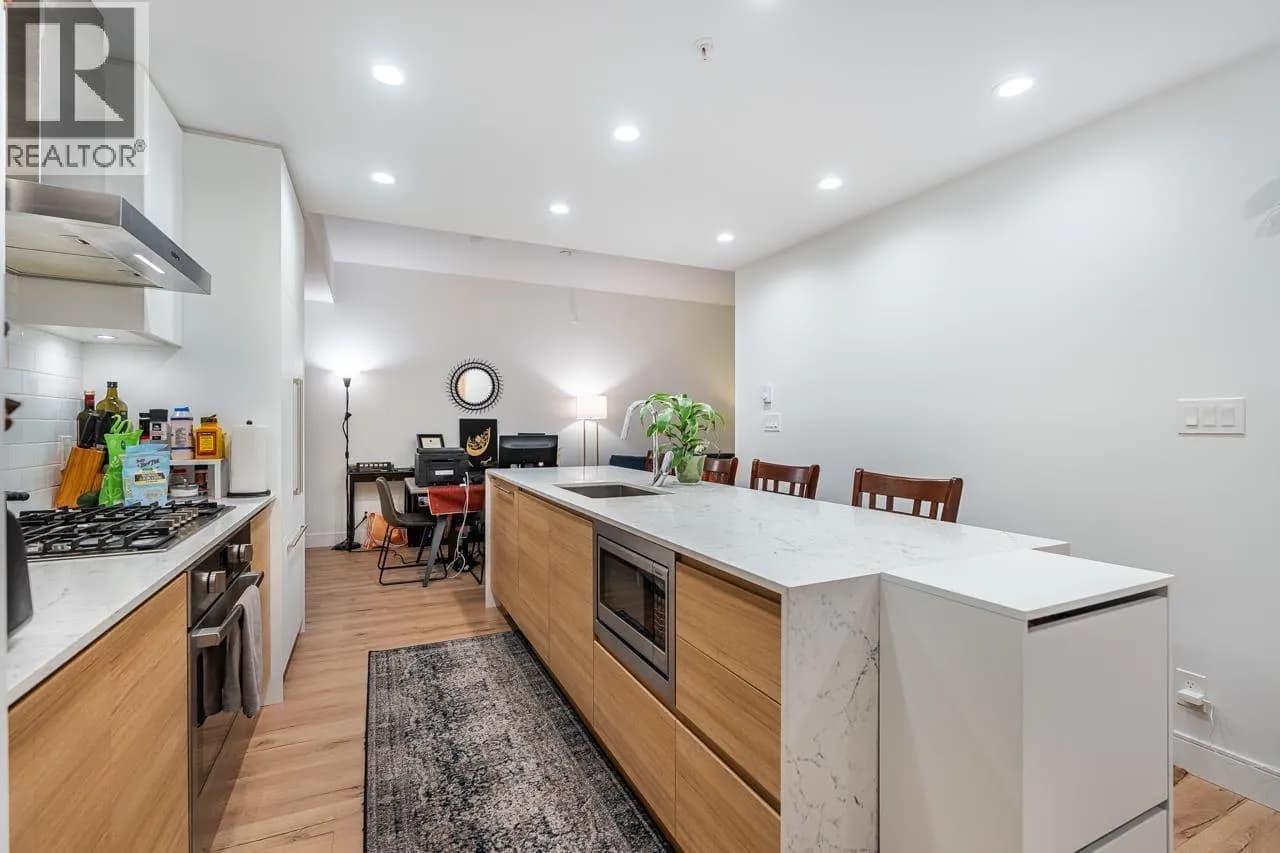 #231 55 KLAHANIE DRIVE, Port Moody, BC photo 5