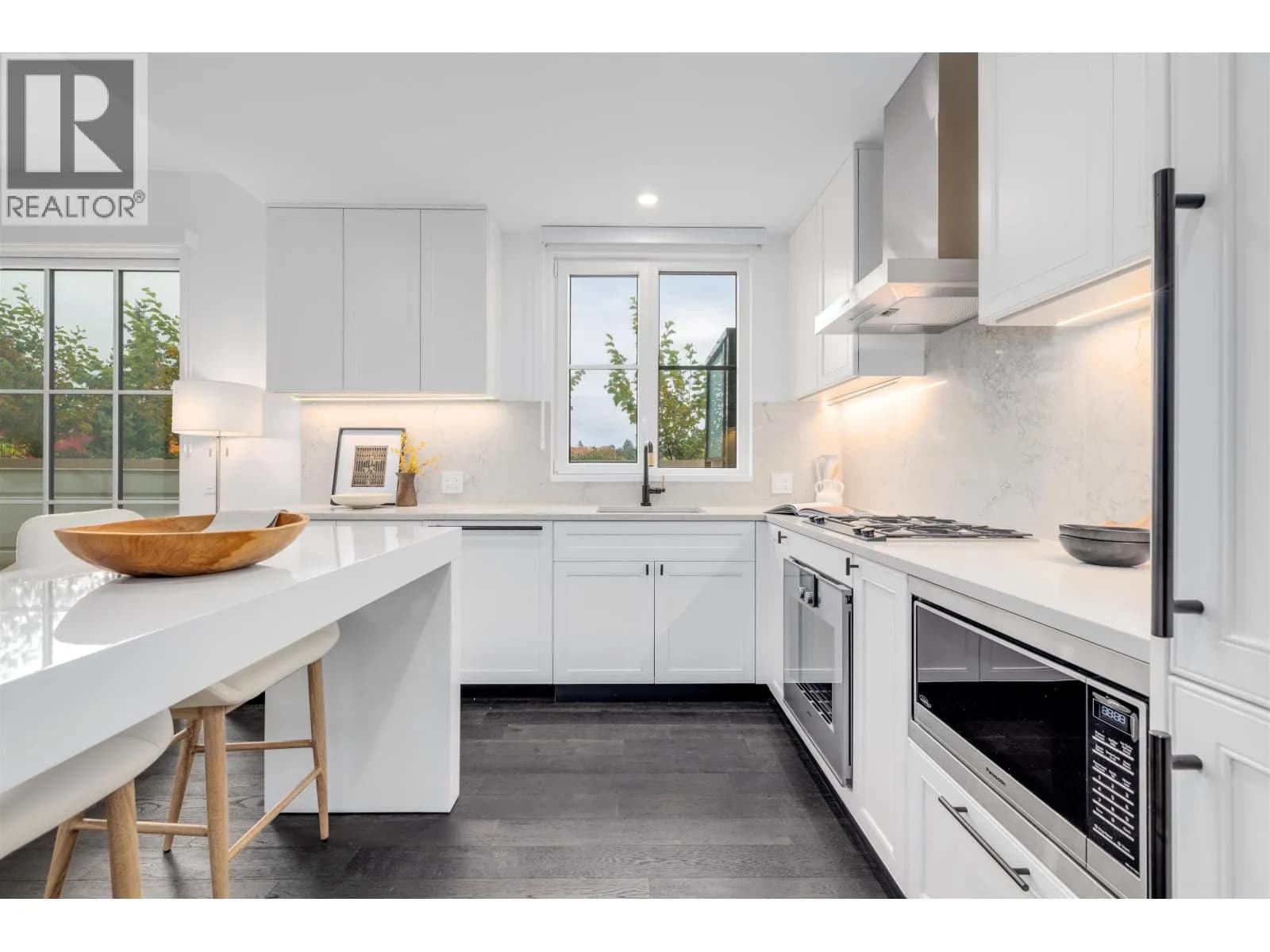 #404 2096 W 47TH AVENUE, Vancouver, BC photo 2