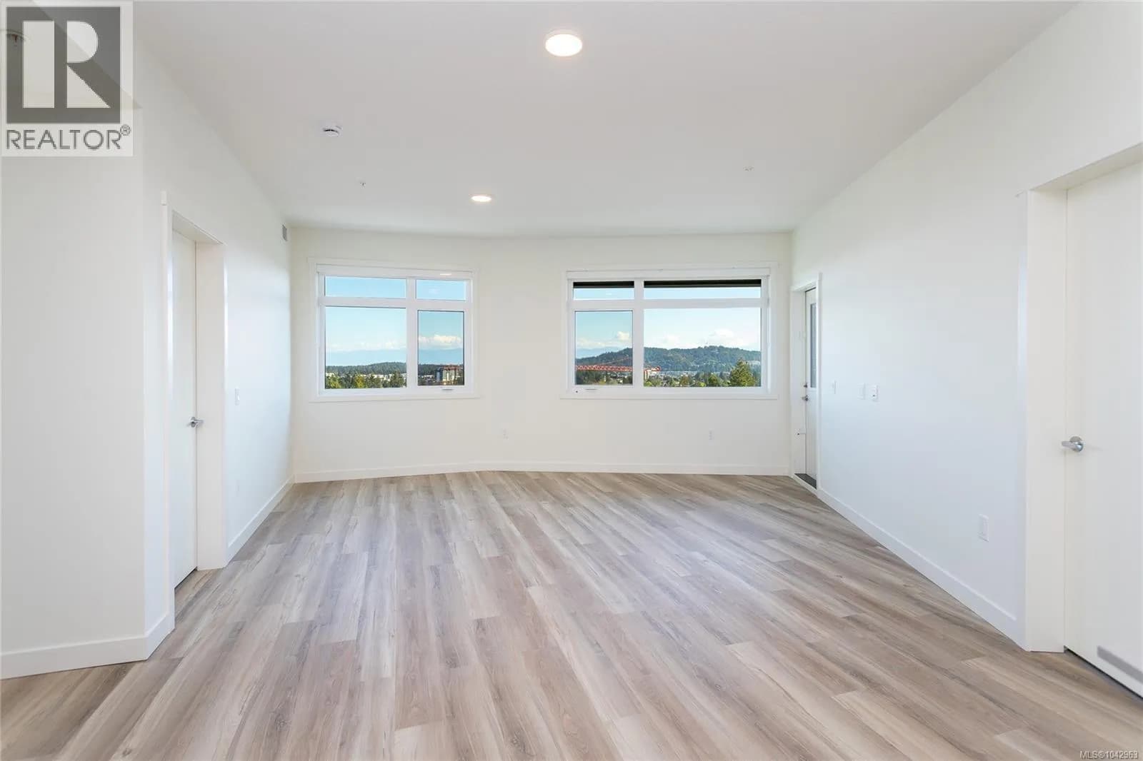 #314 2390 City Gate Blvd, Langford, BC photo 5