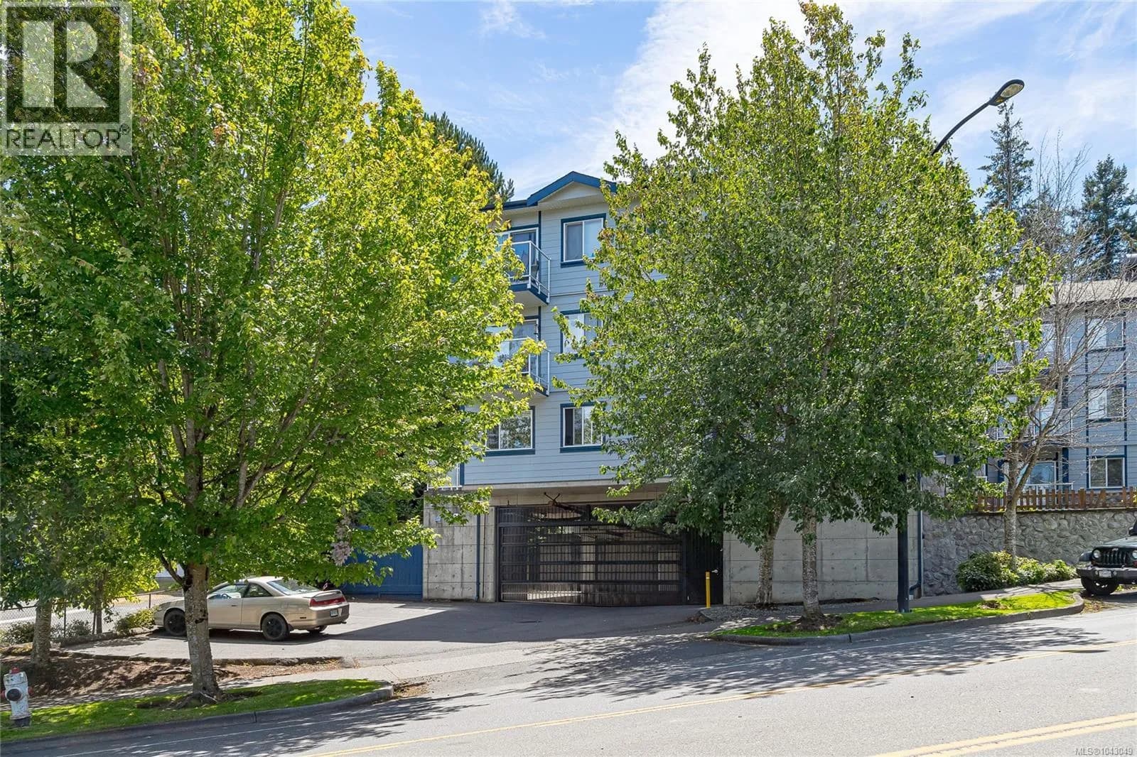 #300 383 Wale Rd, Colwood, BC photo 2