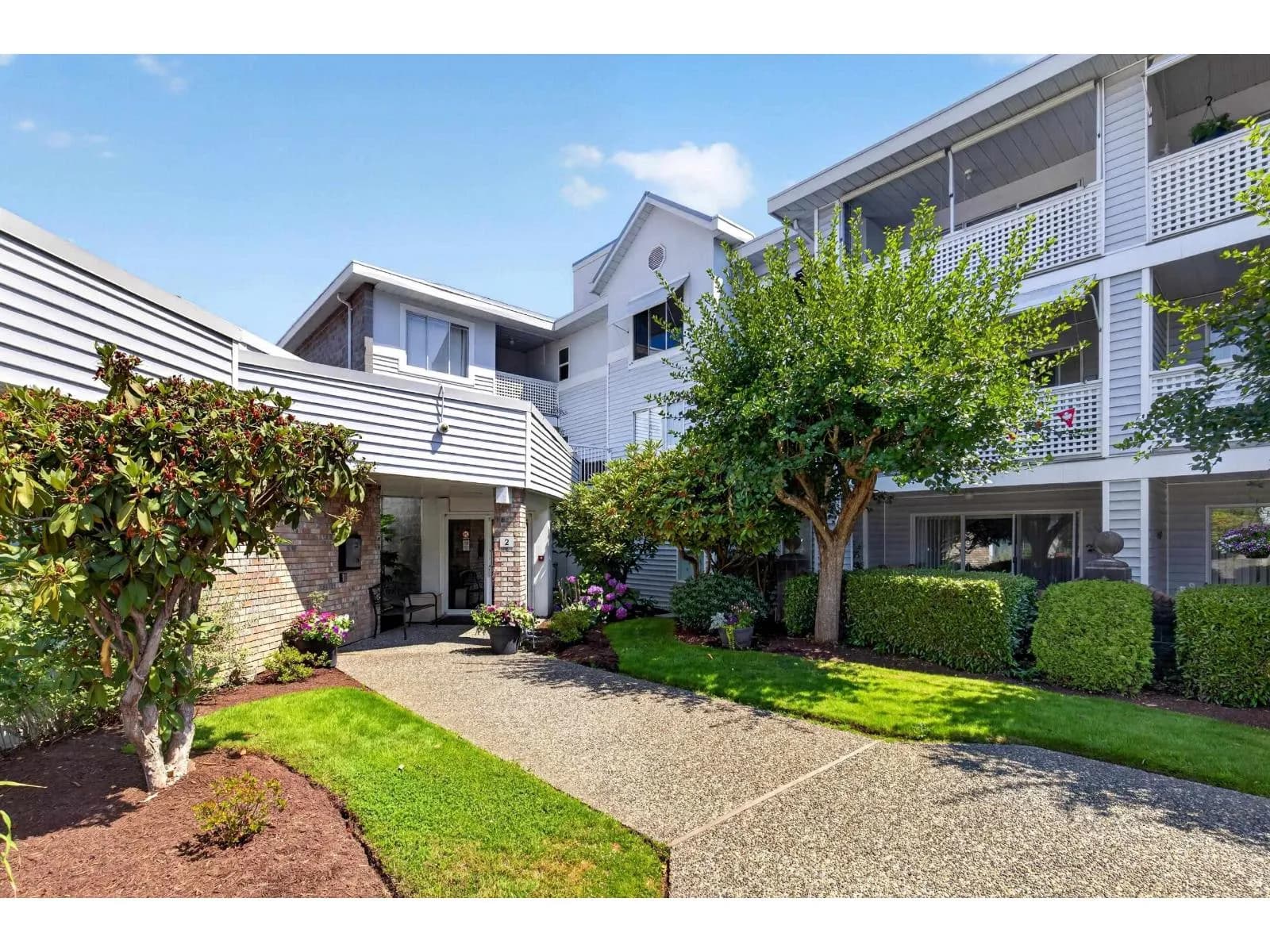 32833 LANDEAU PLACE, Abbotsford