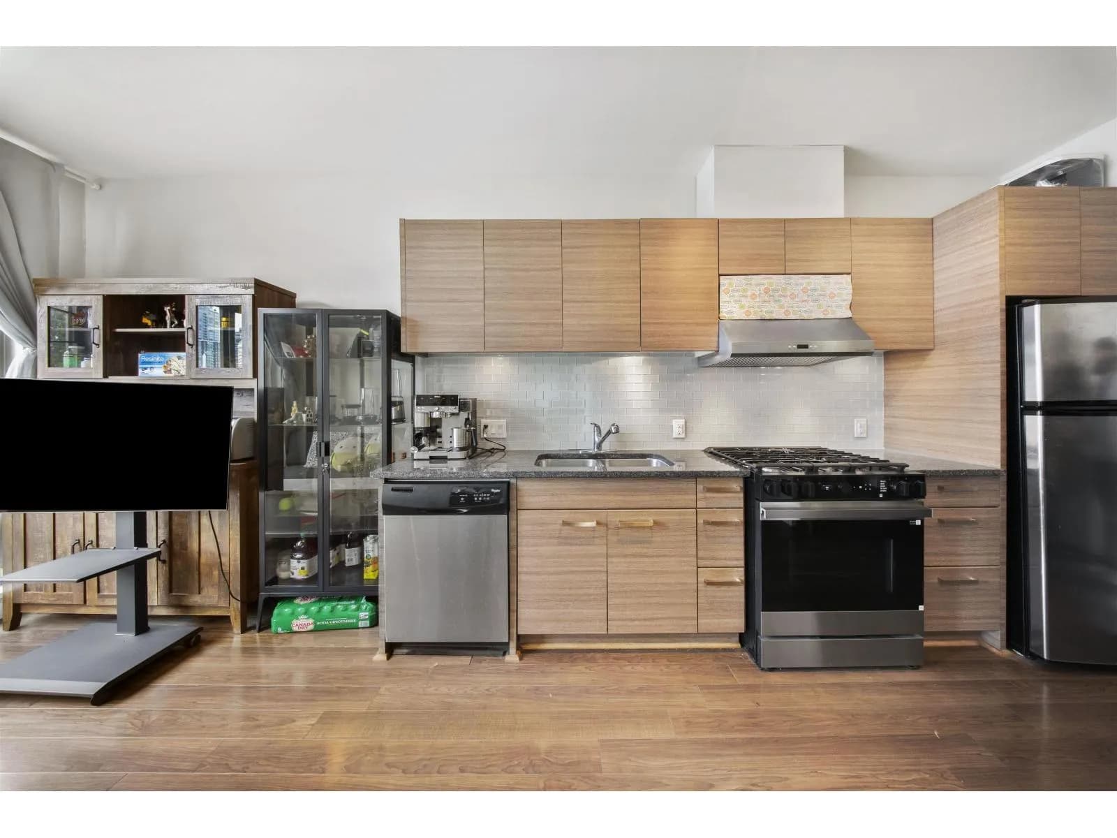 #412 13228 OLD YALE ROAD, Surrey, BC photo 2