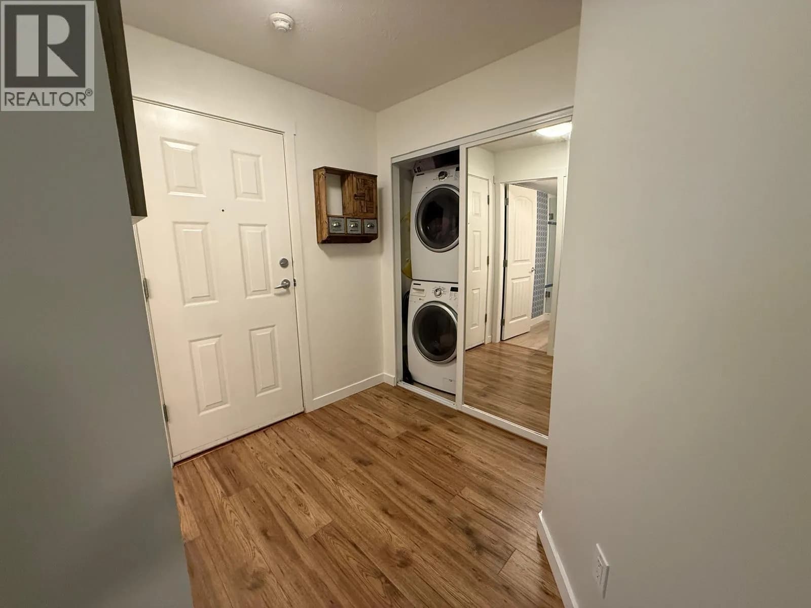 #102 3008 WILLOW STREET, Vancouver, BC photo 5