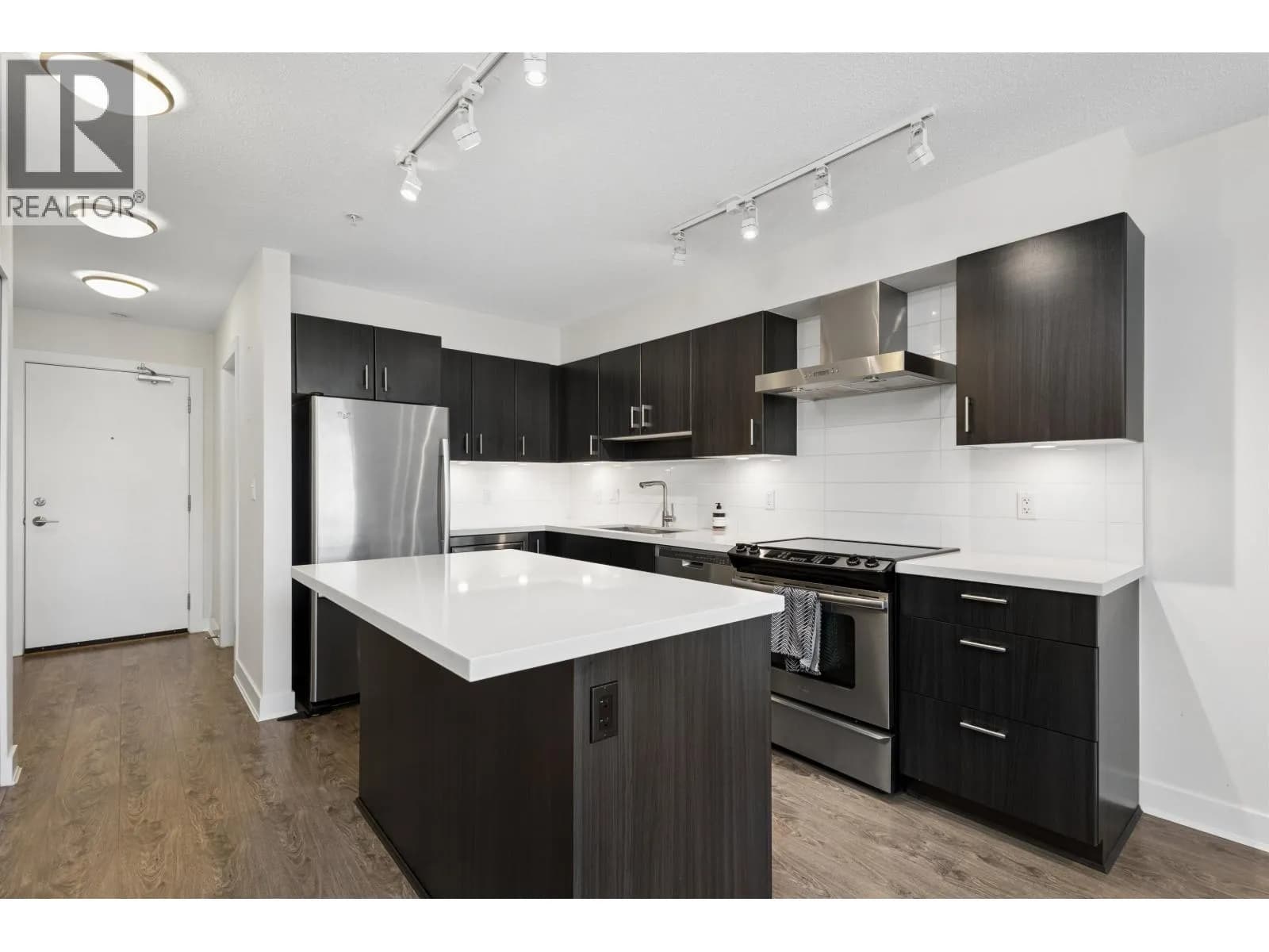 #605 500 ROYAL AVENUE, New Westminster, BC photo 4