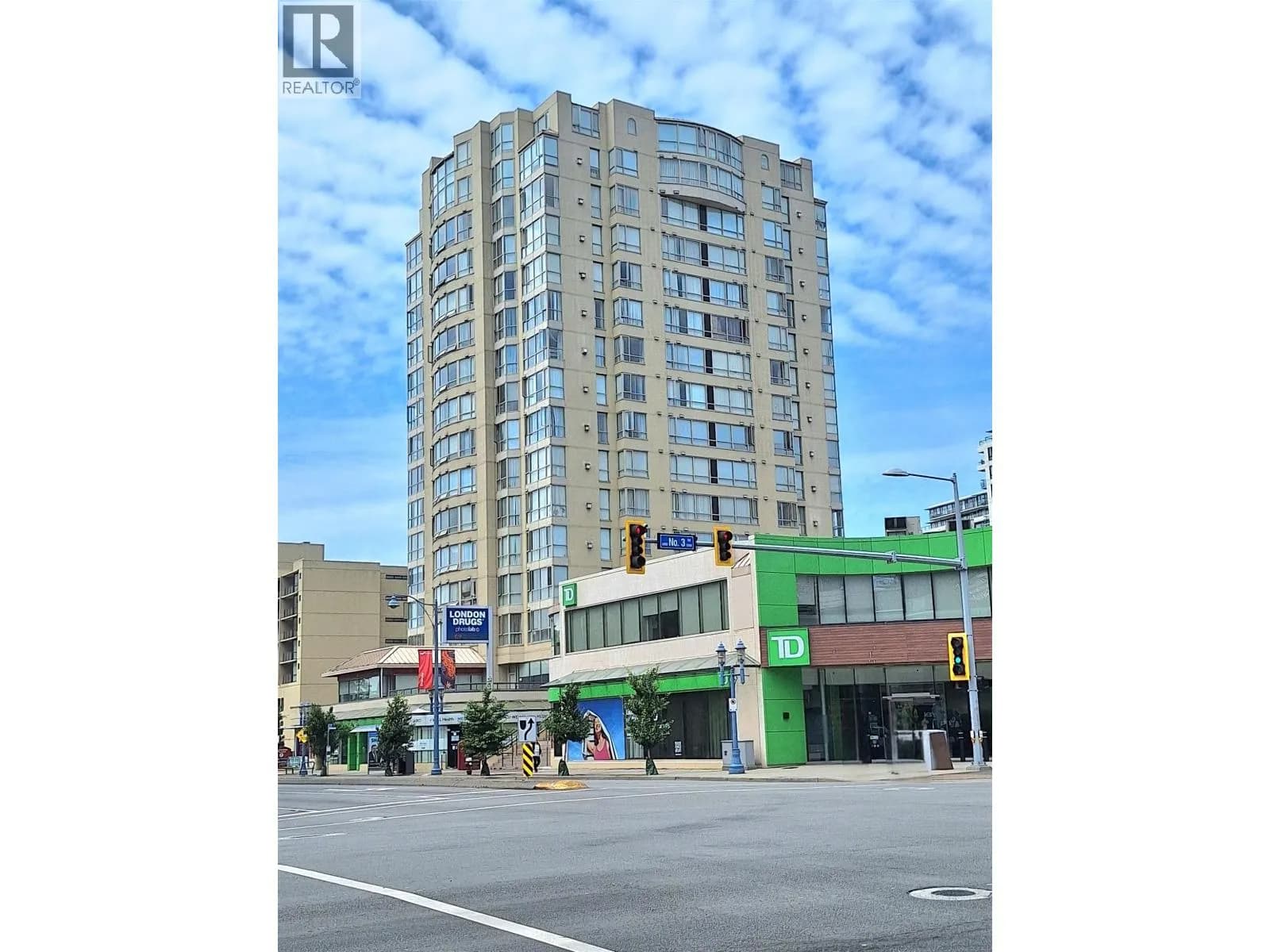 #805 7995 WESTMINSTER HIGHWAY, Richmond, BC photo 3
