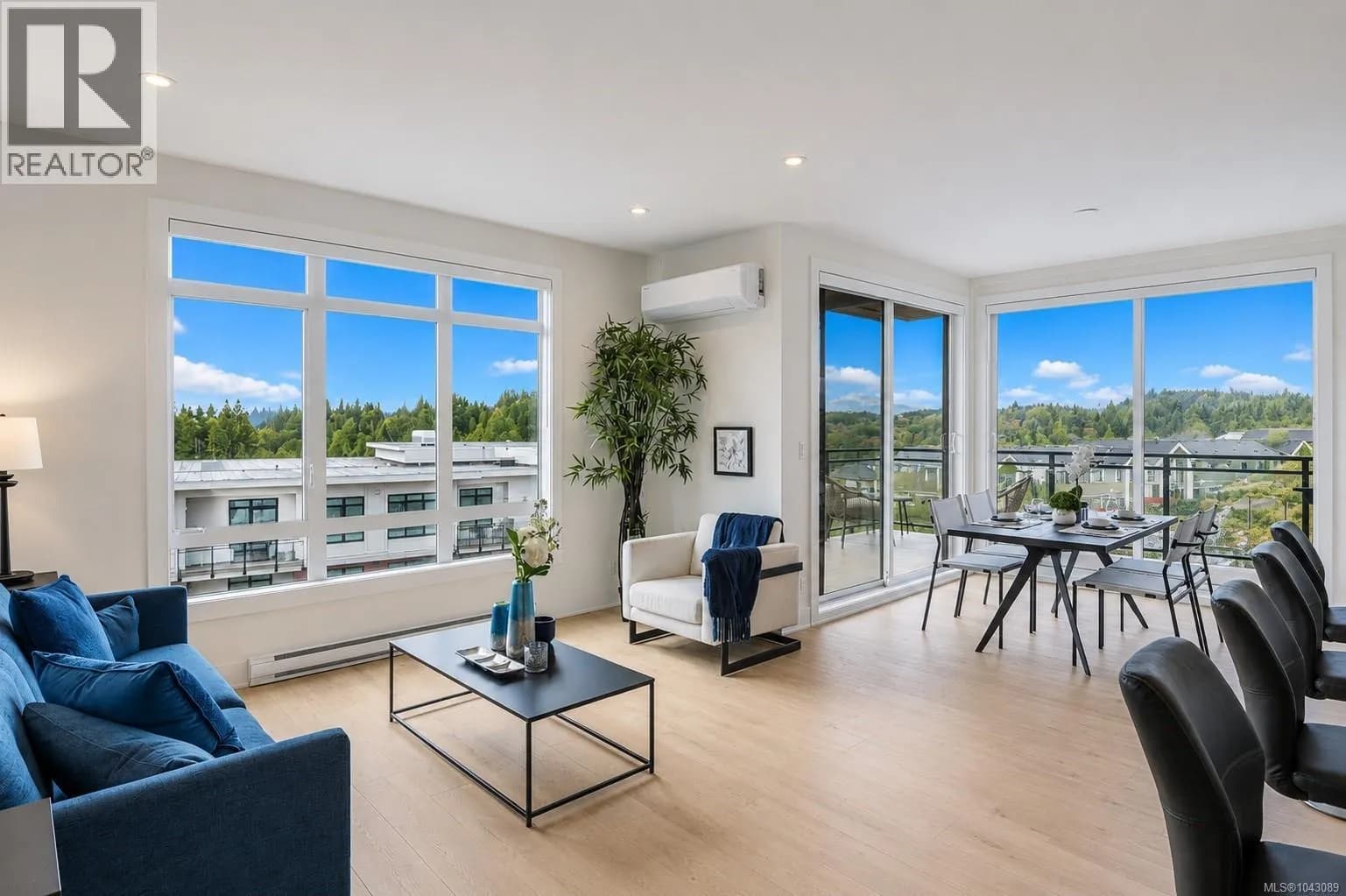1114 Samar Cres, Langford