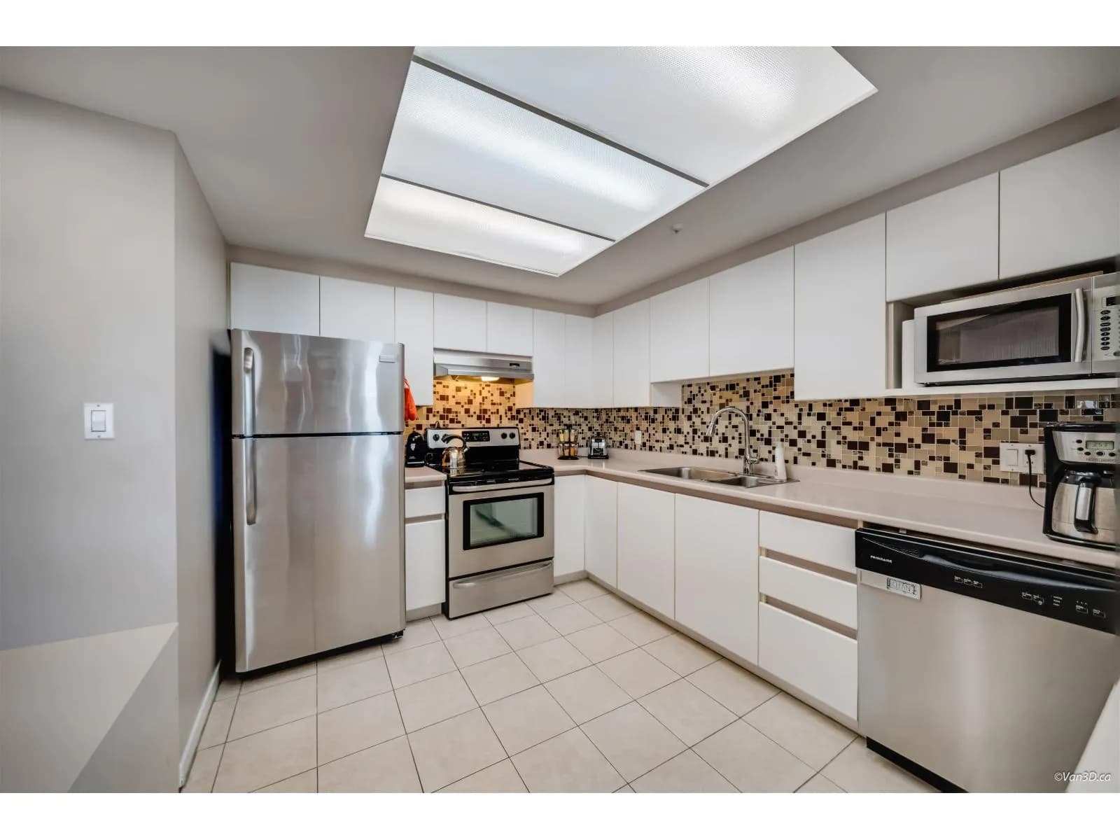 #904 13383 108 AVENUE, Surrey, BC photo 5