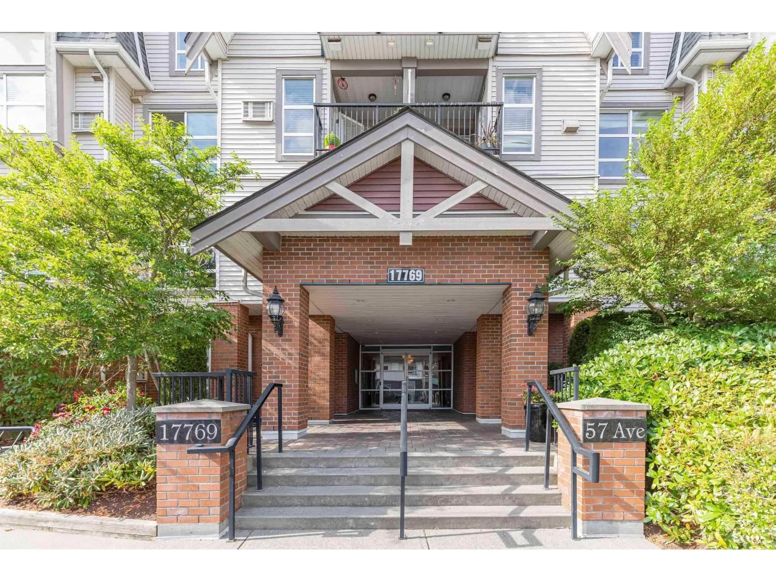 #116 17769 57 AVENUE, Surrey, BC photo 2