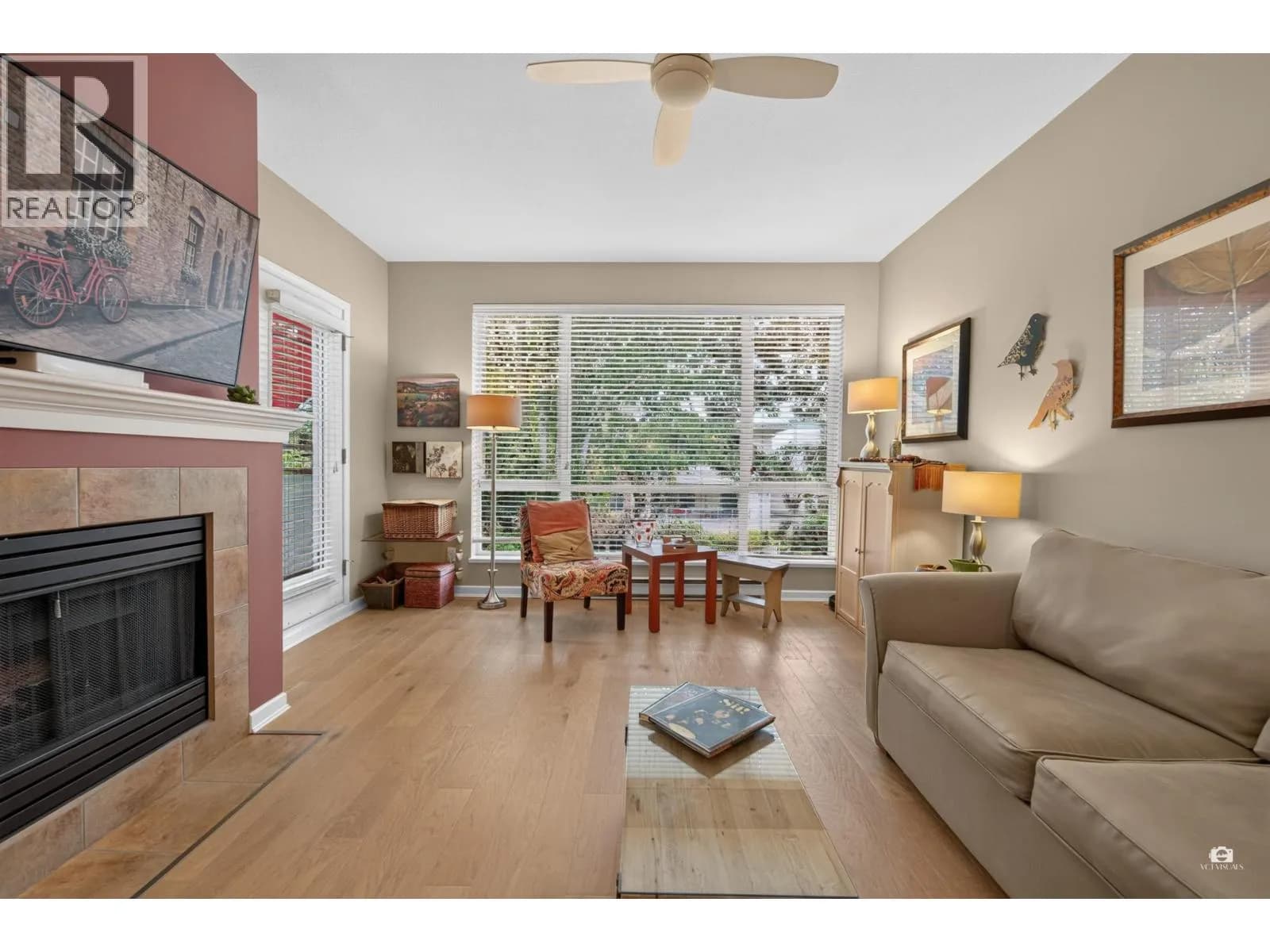 #409 6742 STATION HILL COURT, Burnaby, BC photo 2