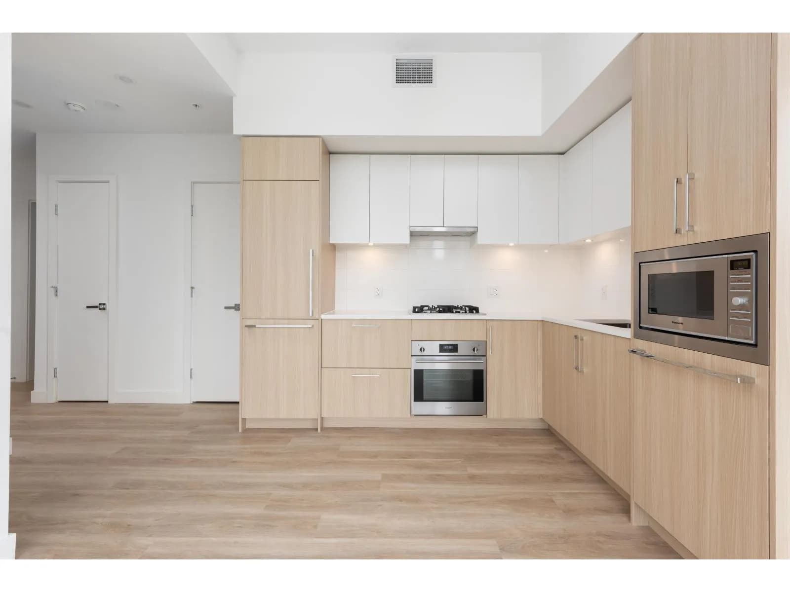 9675 KING GEORGE BOULEVARD, Surrey
