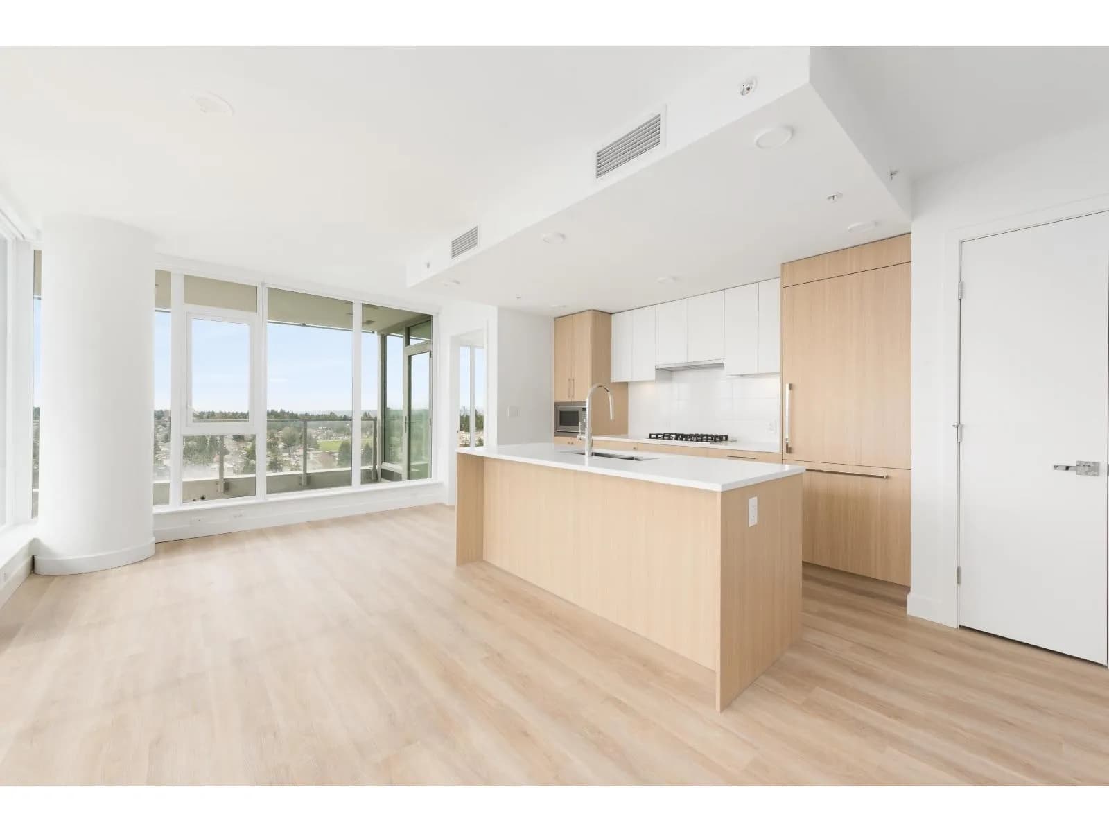 9675 KING GEORGE BOULEVARD, Surrey