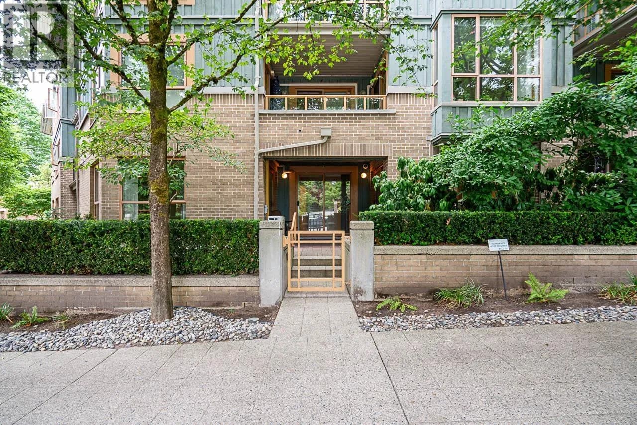 285 NEWPORT DRIVE, Port Moody