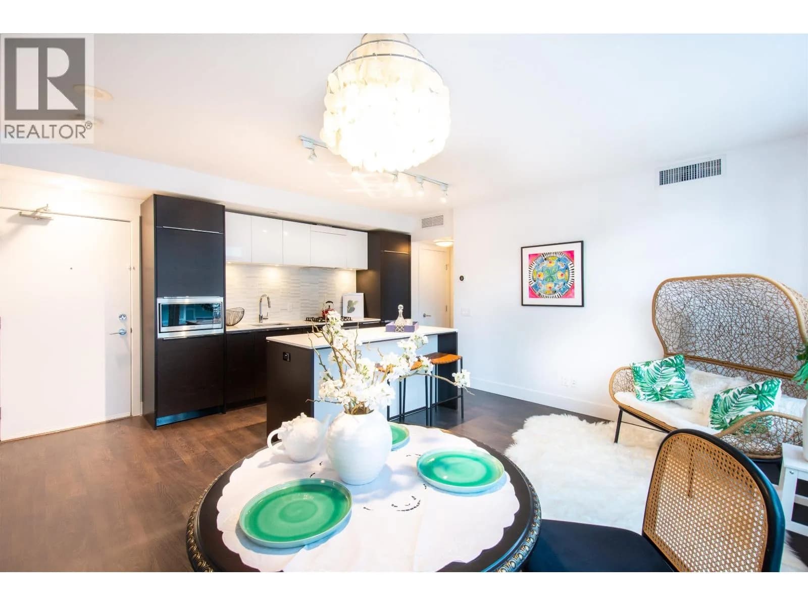 5233 GILBERT ROAD, Richmond