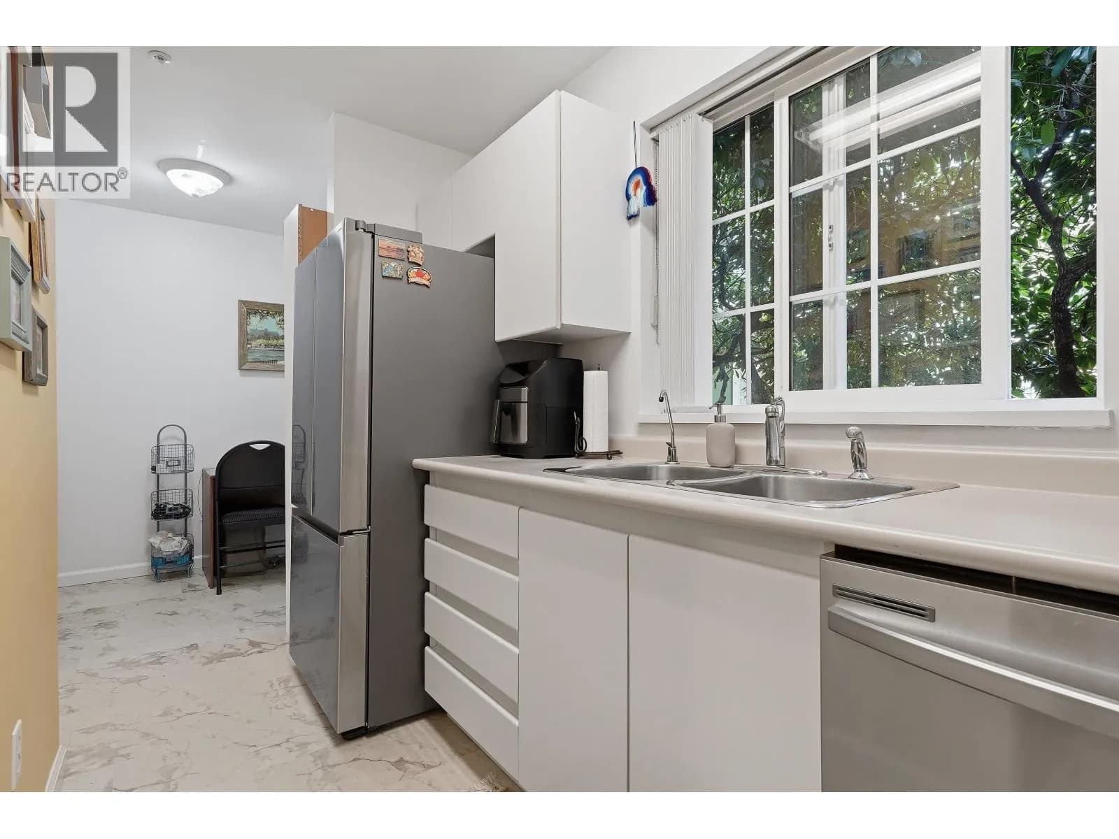 #101 1189 WESTWOOD STREET, Coquitlam, BC photo 3