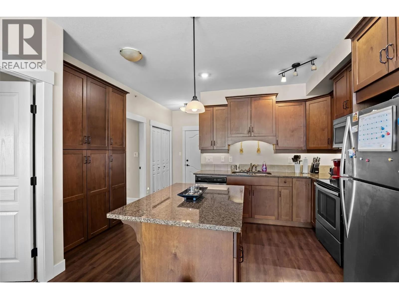 #411 755 McGill Road, Kamloops, BC photo 4