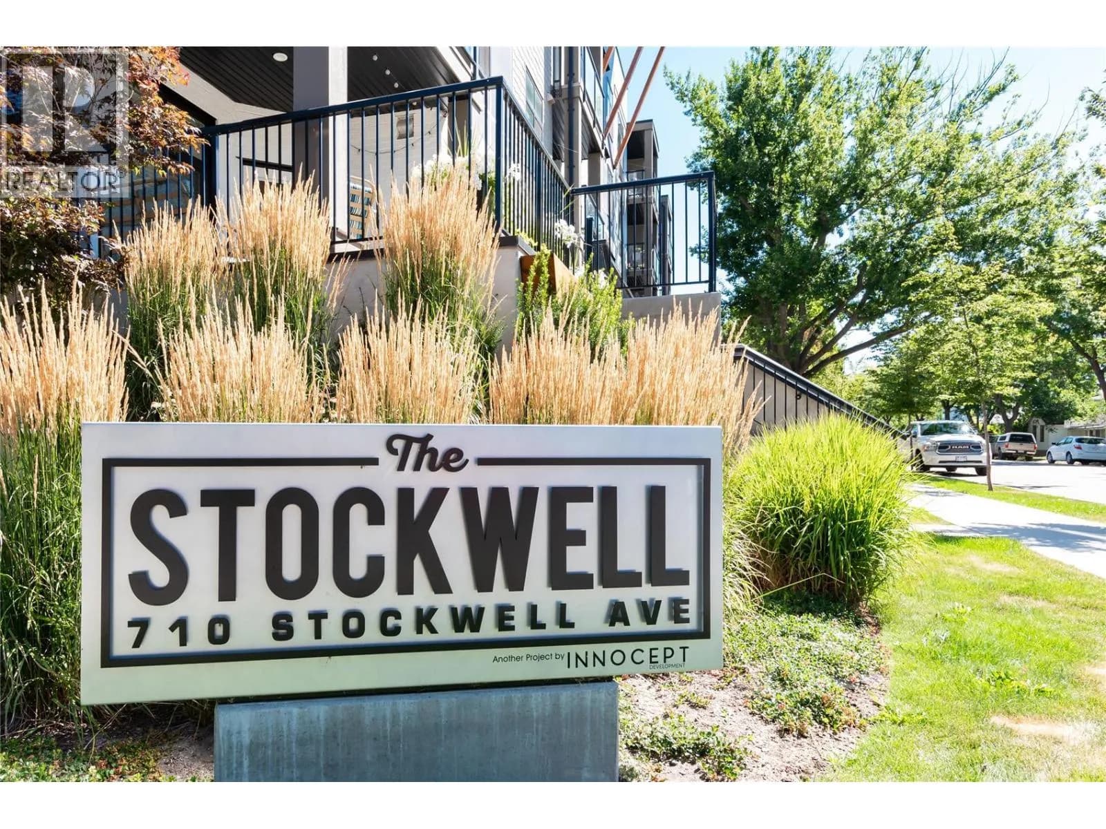 #201 710 Stockwell Avenue, Kelowna, BC photo 2