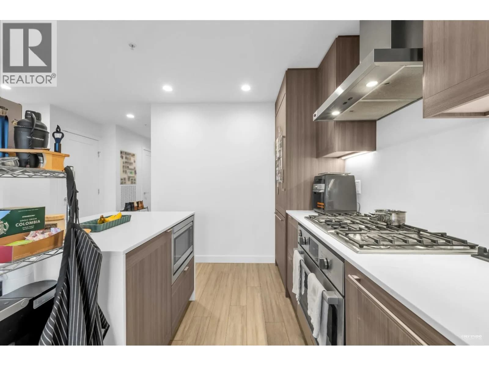 #1105 2351 BETA AVENUE, Burnaby, BC photo 5