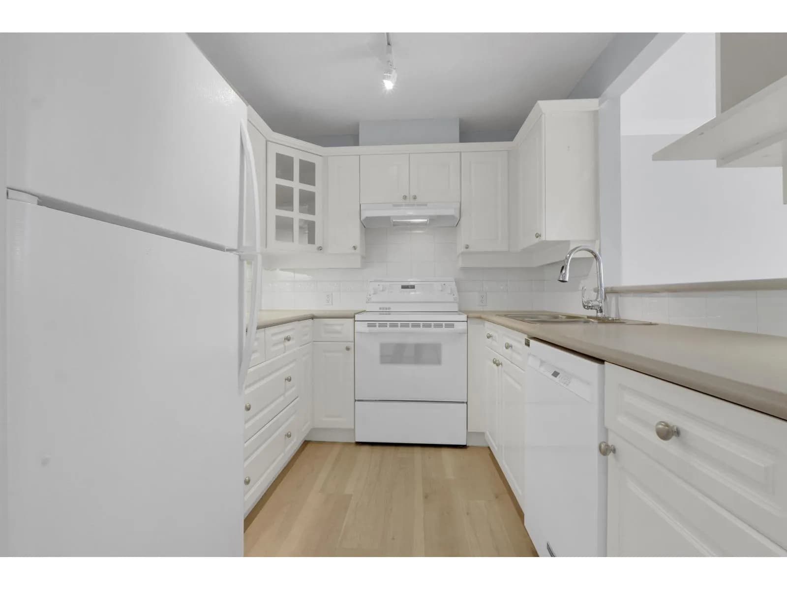 #315 20448 PARK AVENUE, Langley, BC photo 2