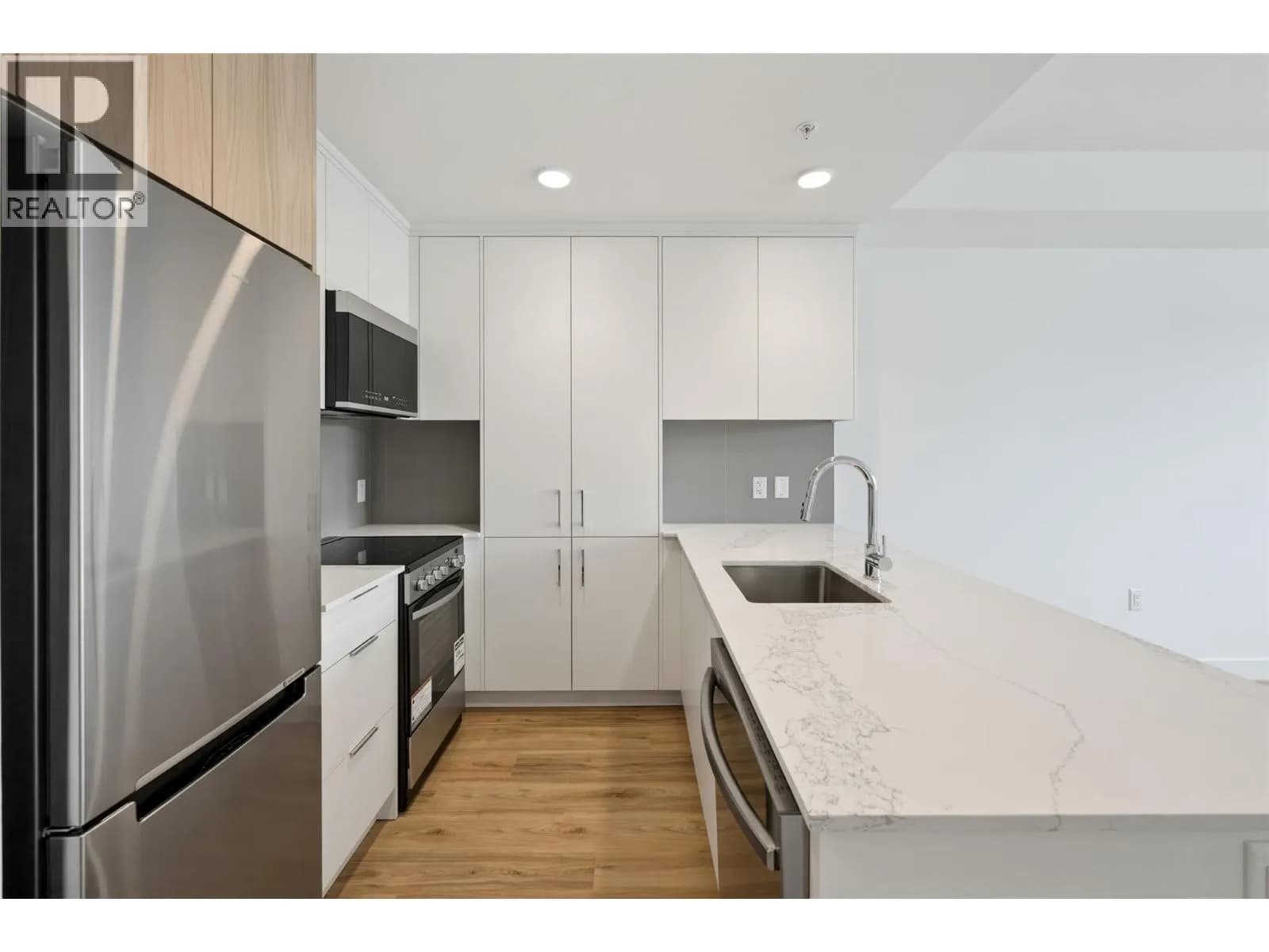 #507 271 Wylie Street, Penticton, BC photo 5