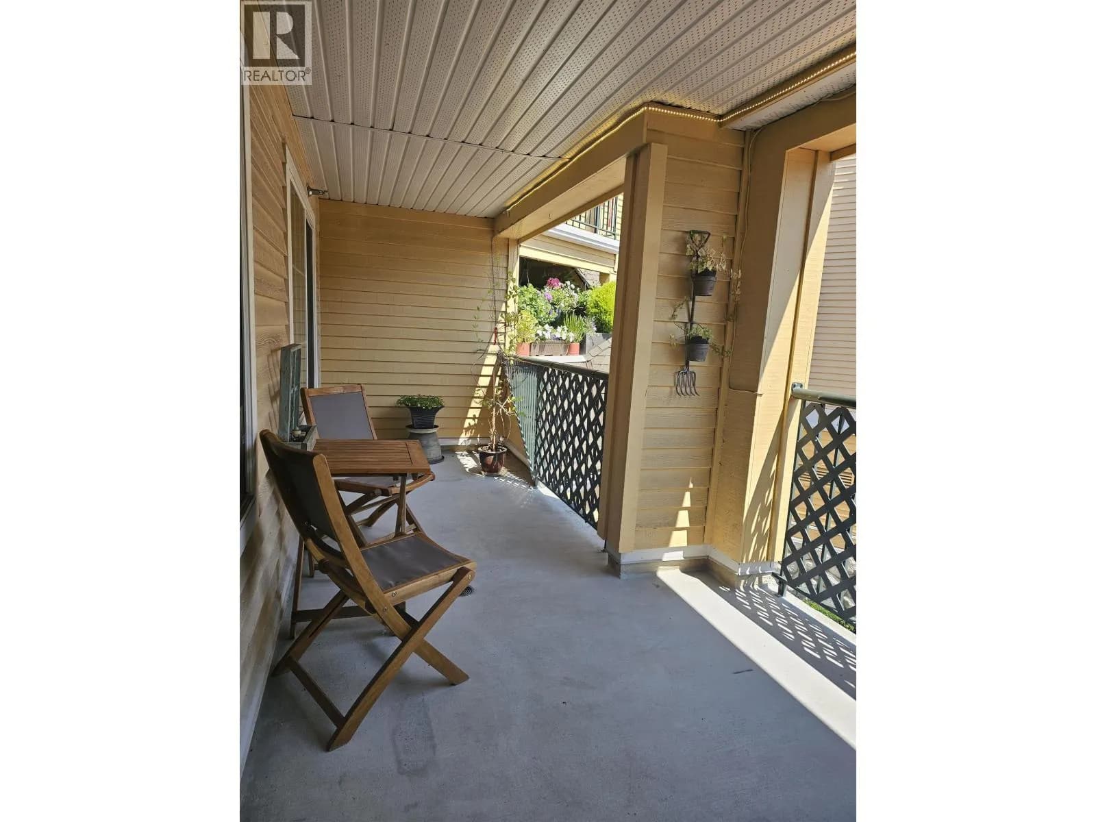 #218 1363 56 STREET, Delta, BC photo 3