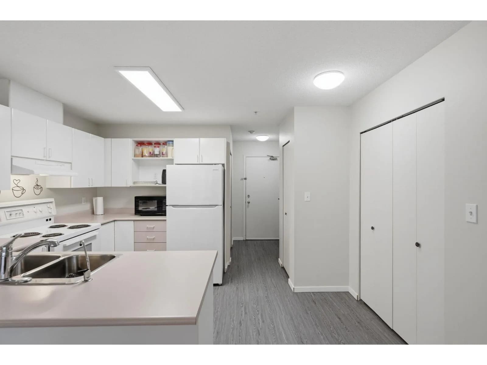 #304 12130 80 AVENUE, Surrey, BC photo 5