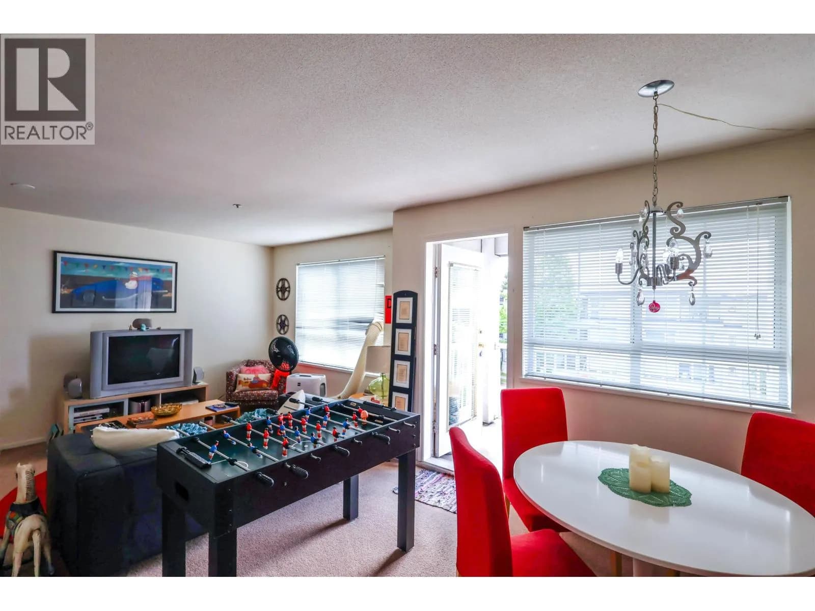 #206 723 TWELFTH STREET, New Westminster, BC photo 5