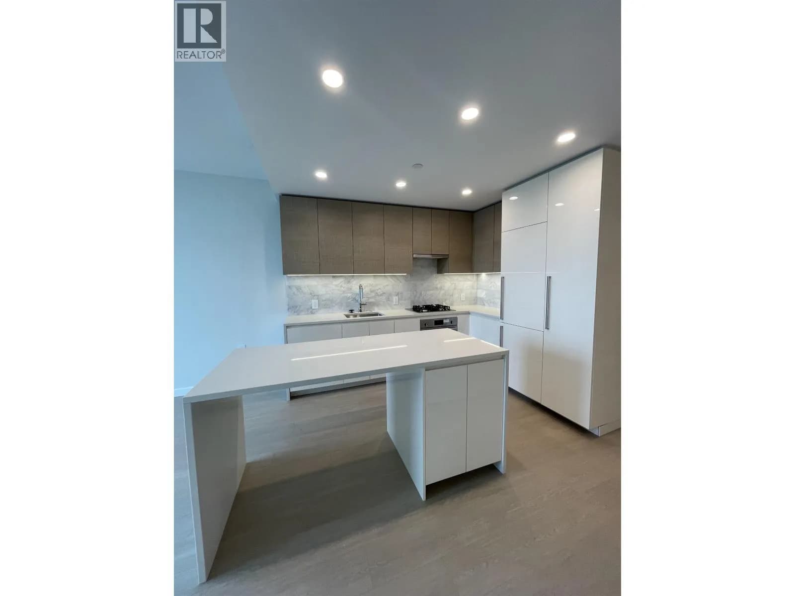 #1804 2186 GILMORE AVENUE, Burnaby, BC photo 3