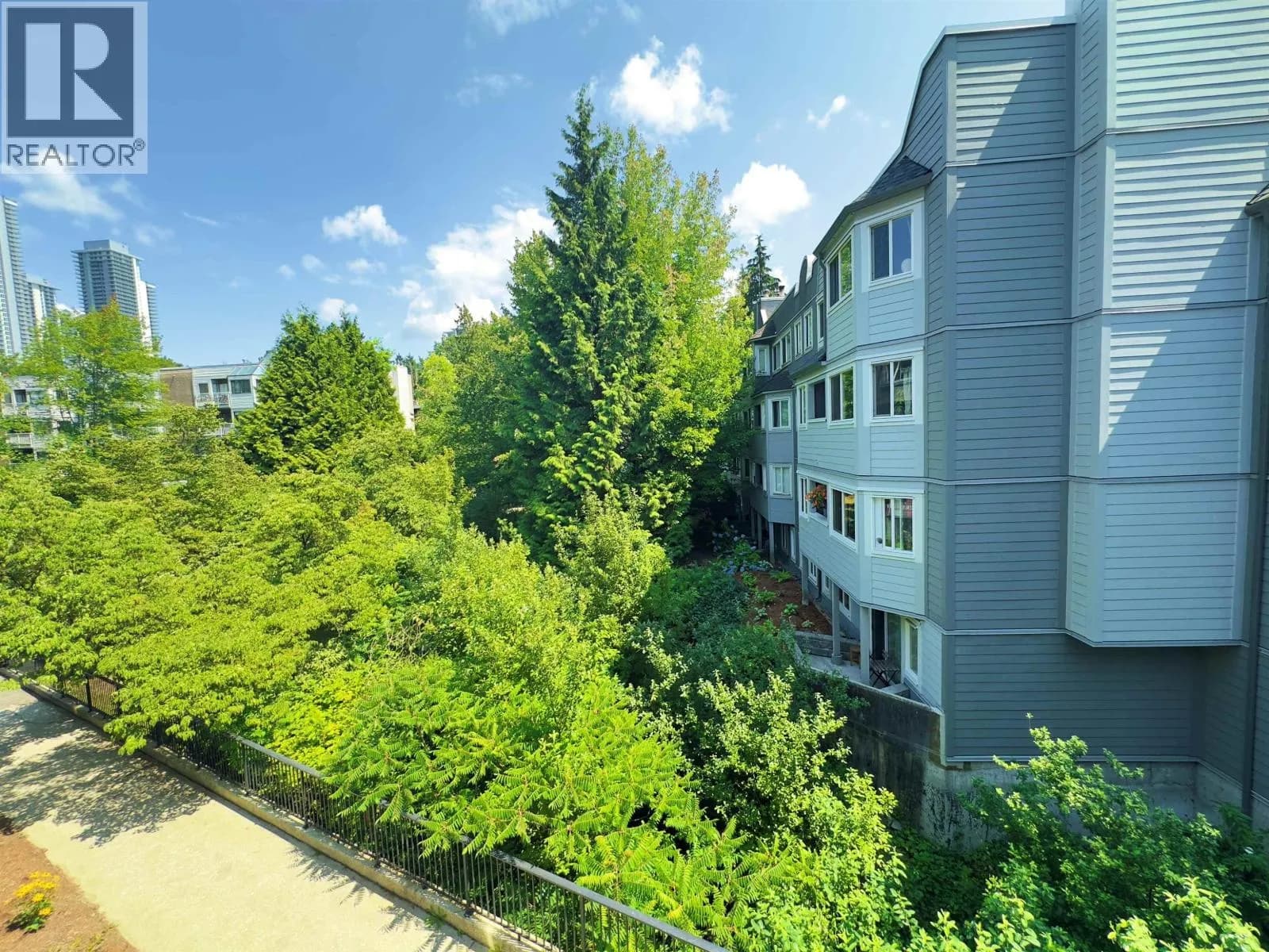 #303 9890 MANCHESTER DRIVE, Burnaby, BC photo 2