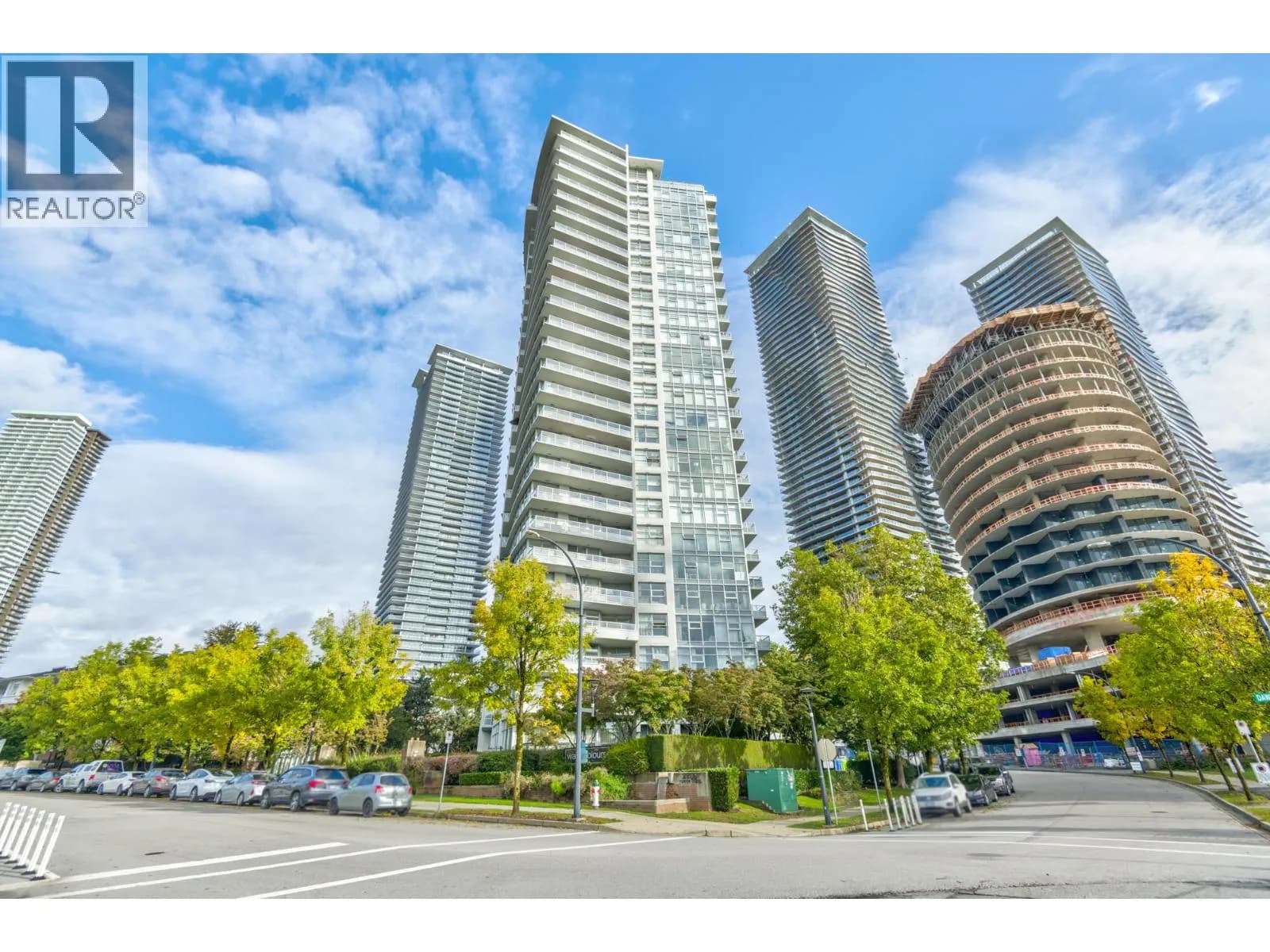 #3005 2289 YUKON CRESCENT, Burnaby, BC photo 1