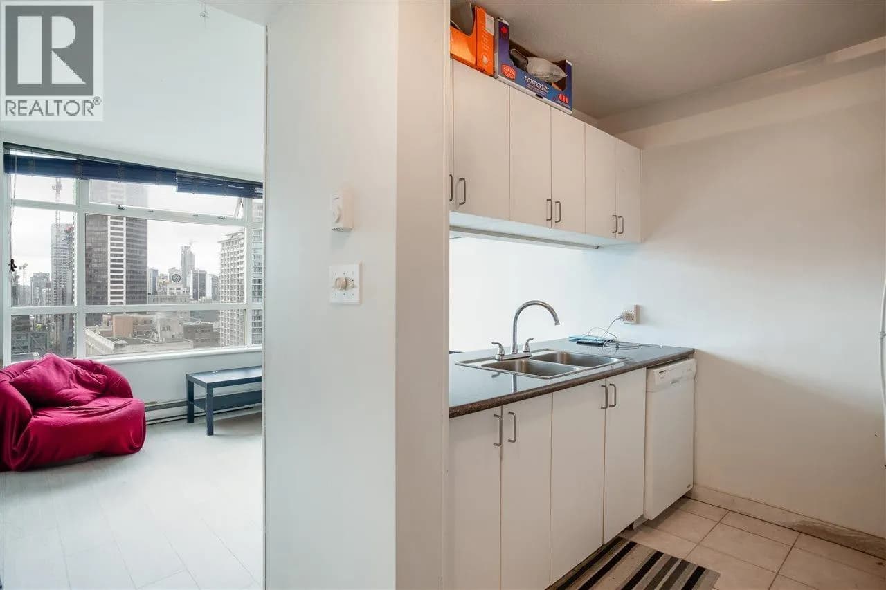 #2501 438 SEYMOUR STREET, Vancouver, BC photo 4