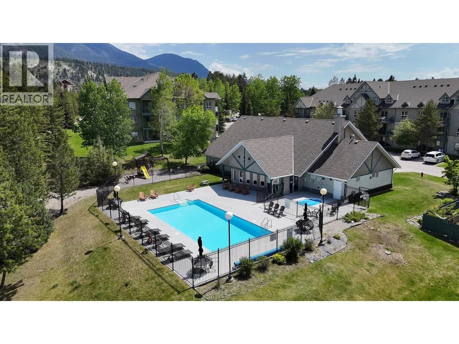 #215 4769 Forsters Landing Road, Radium Hot Springs, BC photo 2