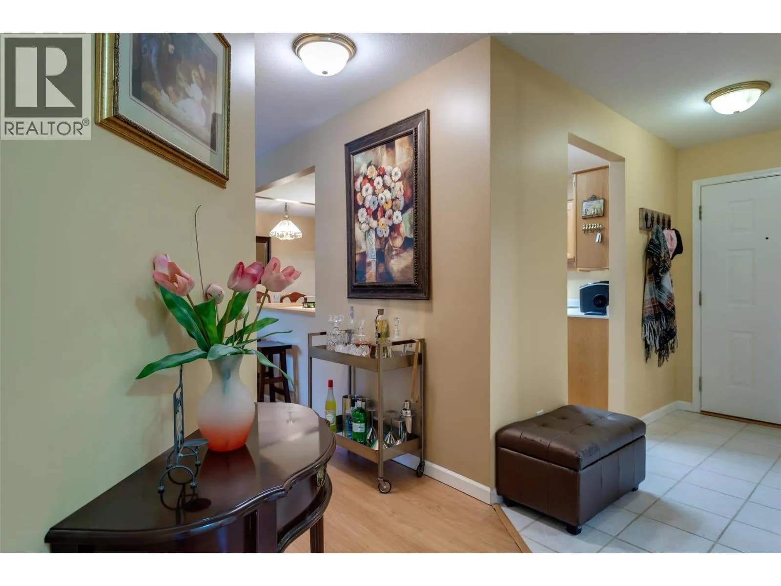 #107 945 Lawrence Avenue, Kelowna, BC photo 5