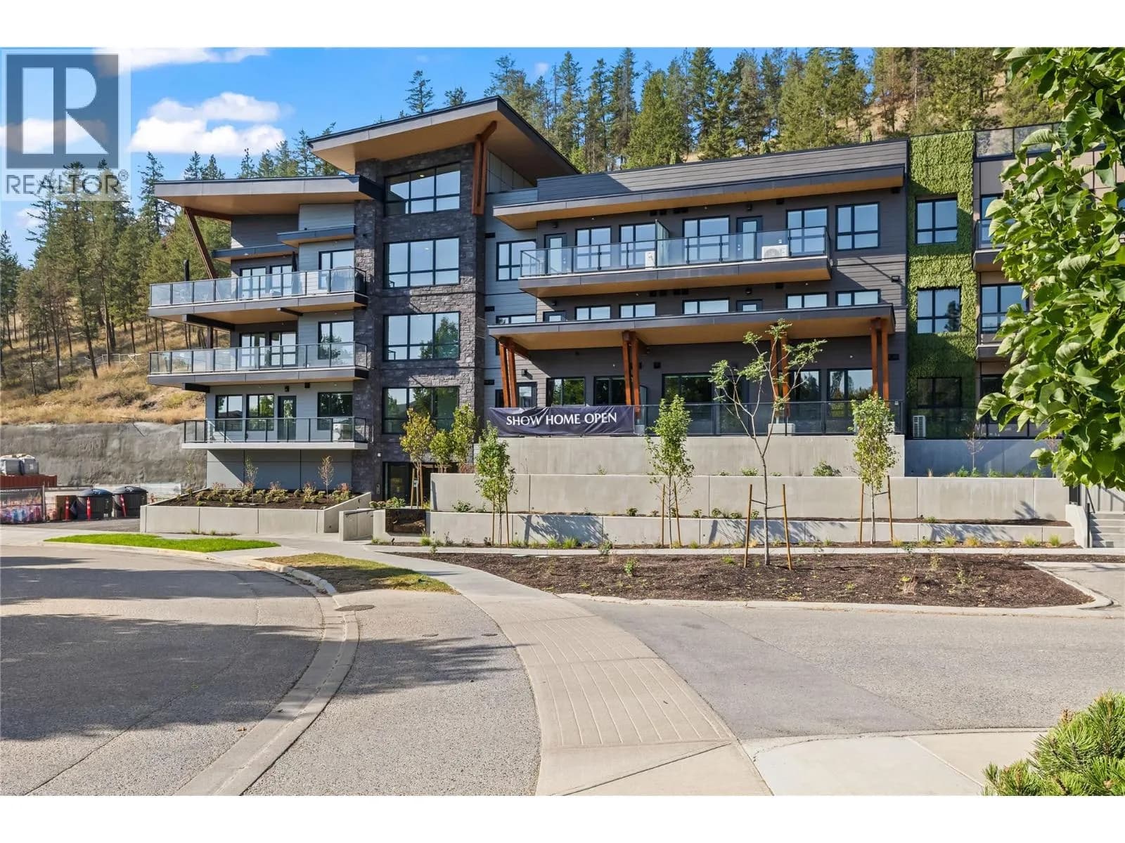 630 Boynton Place, Kelowna