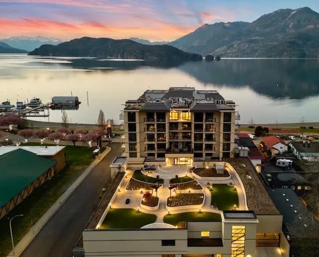 #609 120 ESPLANADE AVENUE, Harrison Hot Springs, BC photo 3