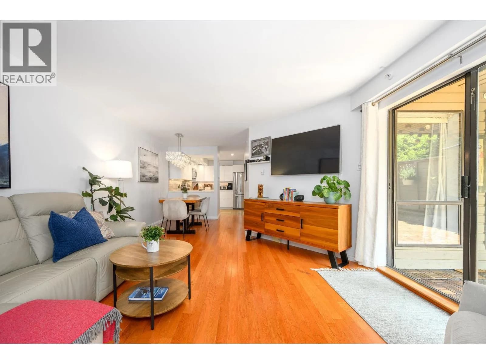 #104 1500 PENDRELL STREET, Vancouver, BC photo 5
