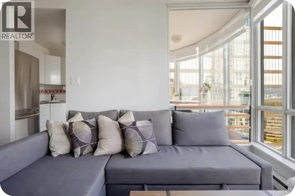 #2105 1166 MELVILLE STREET, Vancouver, BC photo 5