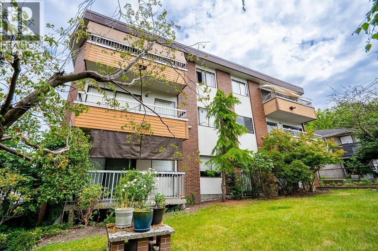 138 TEMPLETON DRIVE, Vancouver