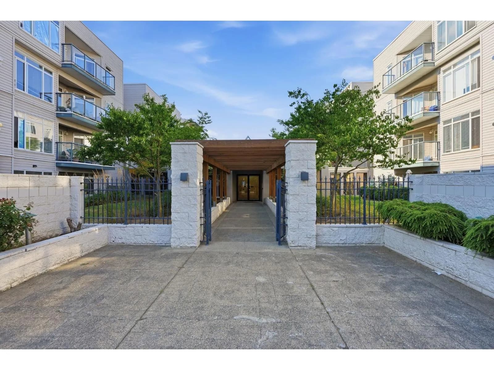 #213 32085 GEORGE FERGUSON WAY, Abbotsford, BC photo 2
