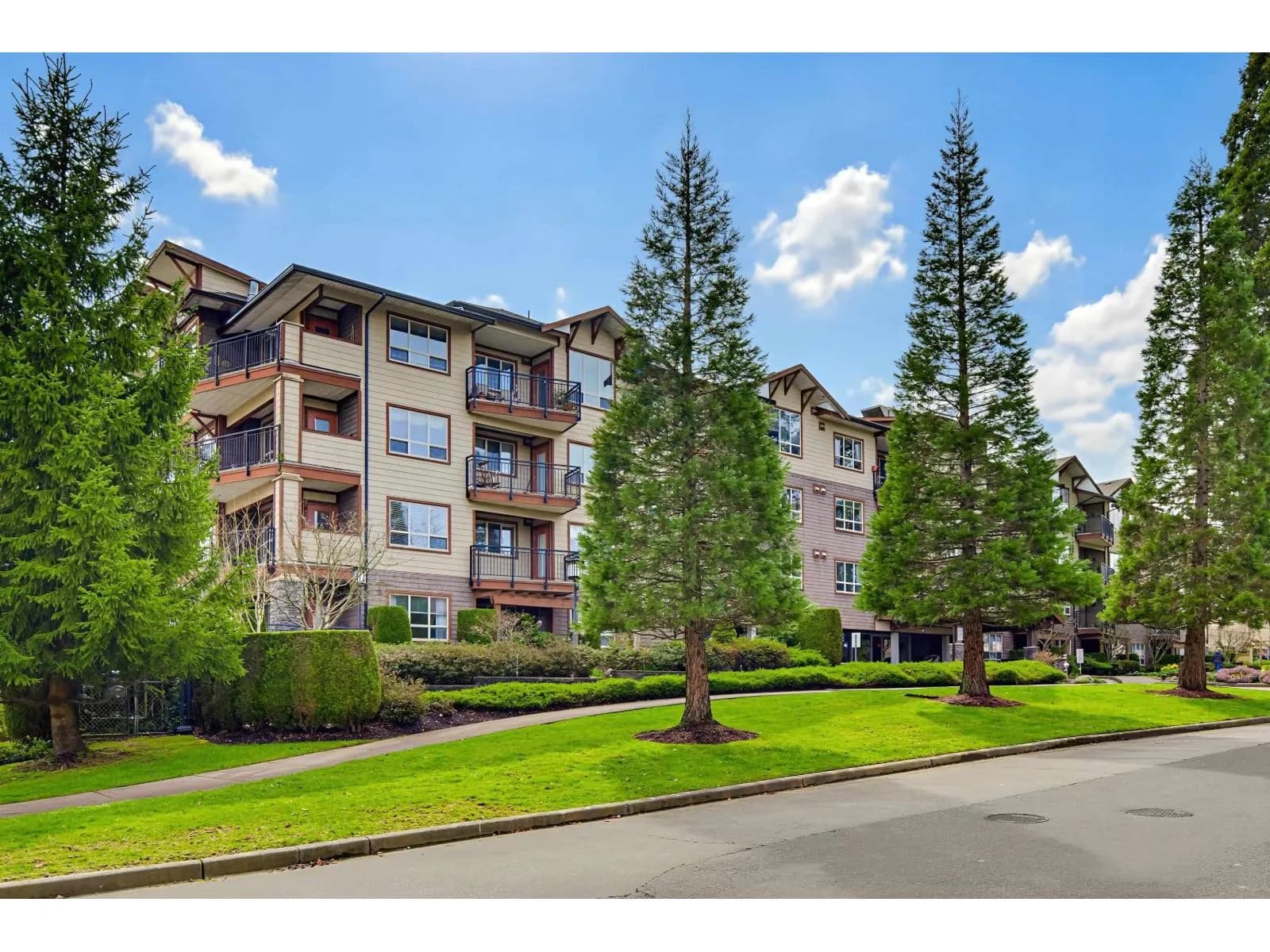 #202 16068 83 AVENUE, Surrey, BC photo 2
