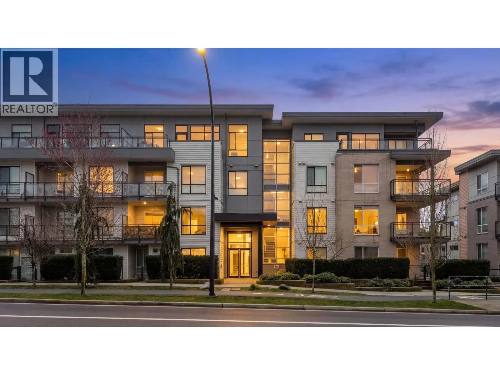 625 E 3RD STREET, North Vancouver