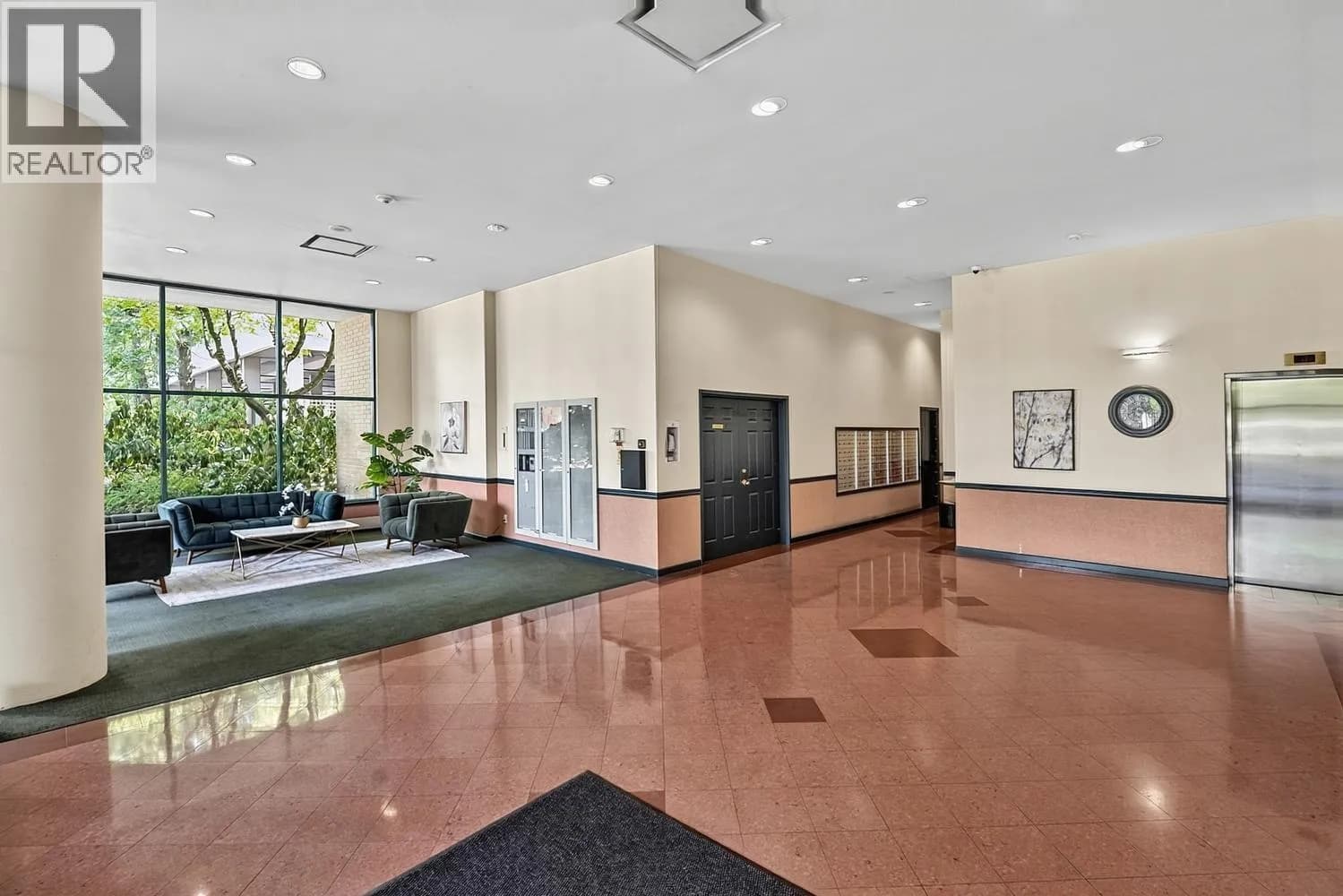 #2106 5899 WILSON AVENUE, Burnaby, BC photo 3