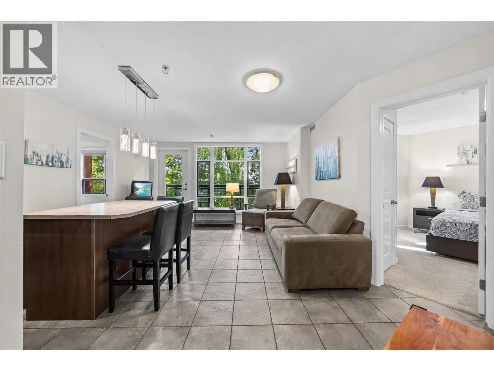 #250 654 COOK Road, Kelowna, BC photo 2