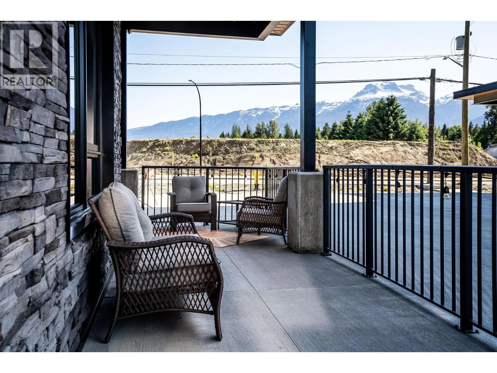 #1107 1701 Coursier Avenue, Revelstoke, BC photo 5
