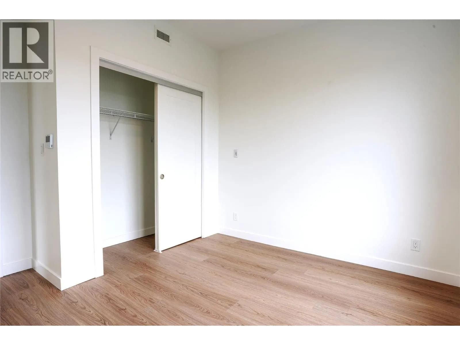 #418 1380 Pridham Avenue, Kelowna, BC photo 5