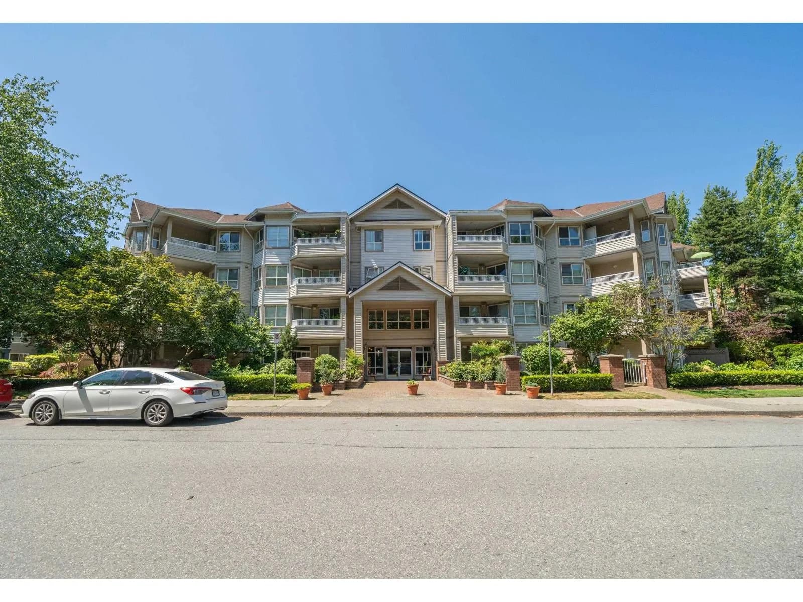 8139 121A STREET, Surrey