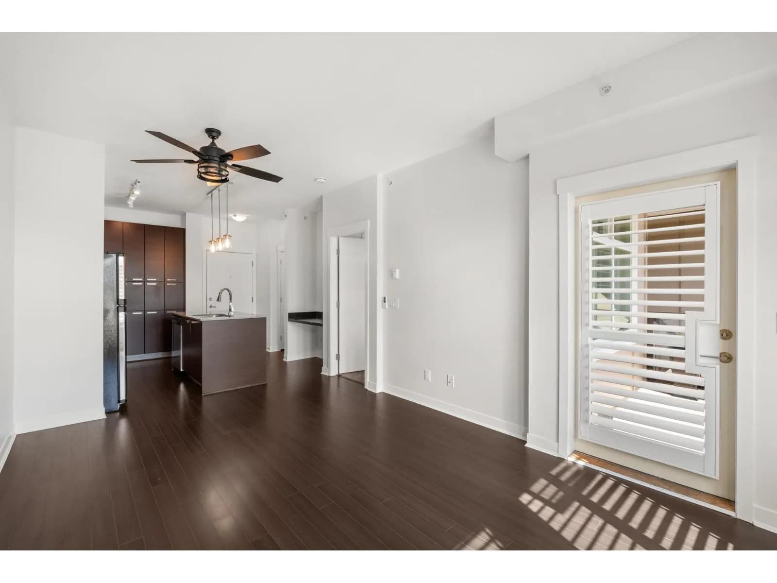 #306 18818 68 AVENUE, Surrey, BC photo 4
