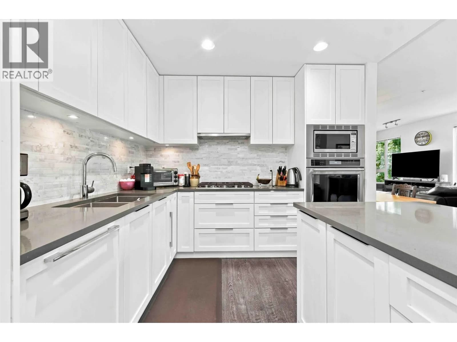 #203 3911 CATES LANDING WAY, North Vancouver, BC photo 5