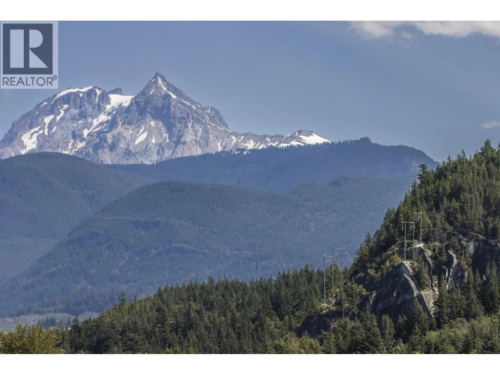 #306 38142 CLEVELAND AVENUE, Squamish, BC photo 3